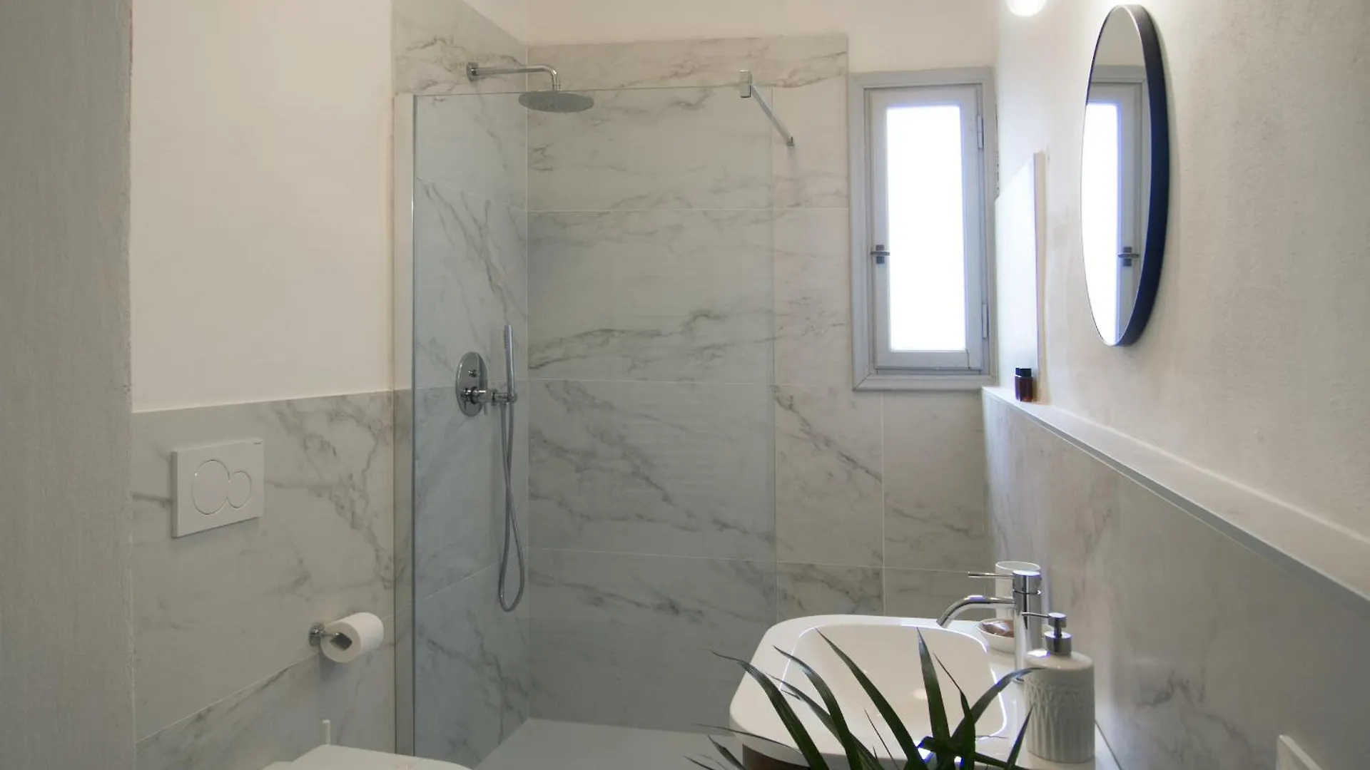 Great Location Just Infront Of Pitti Palace Florence 0*,