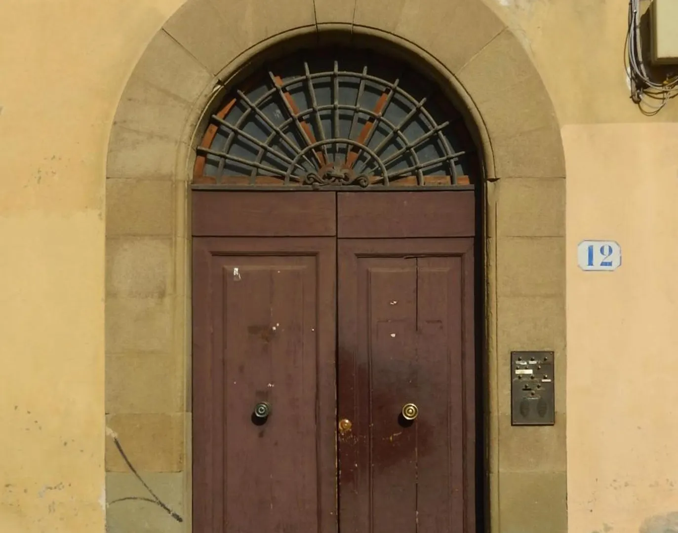 Great Location Just Infront Of Pitti Palace Florence 0*,