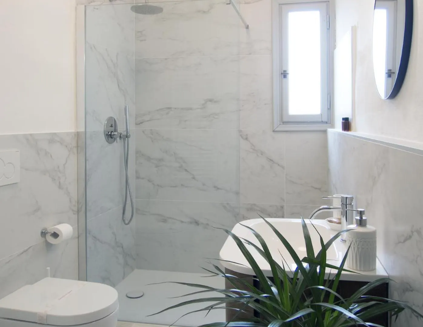 Great Location Just Infront Of Pitti Palace Florence