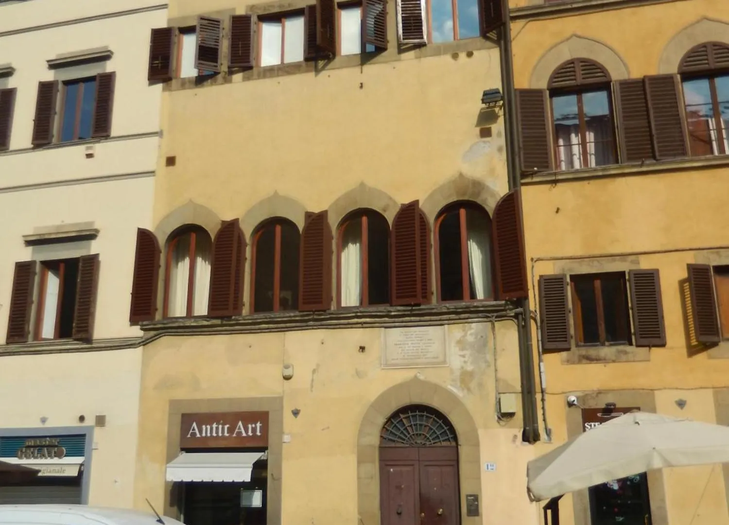 Great Location Just Infront Of Pitti Palace Florence