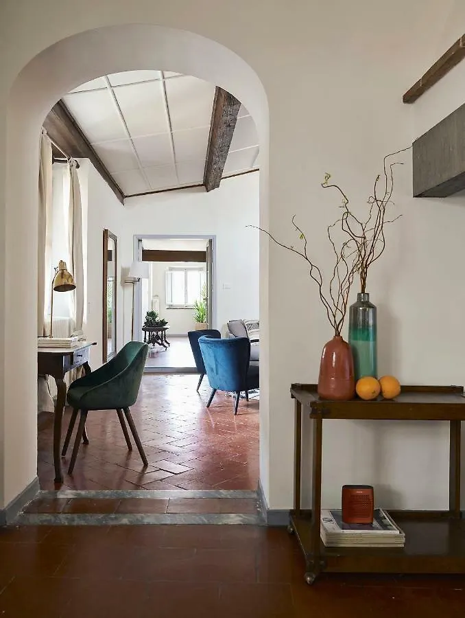 Apartment Great Location Just Infront Of Pitti Palace Florence